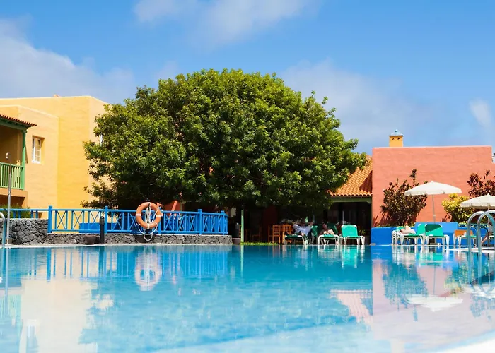Apartamentos La Caleta
